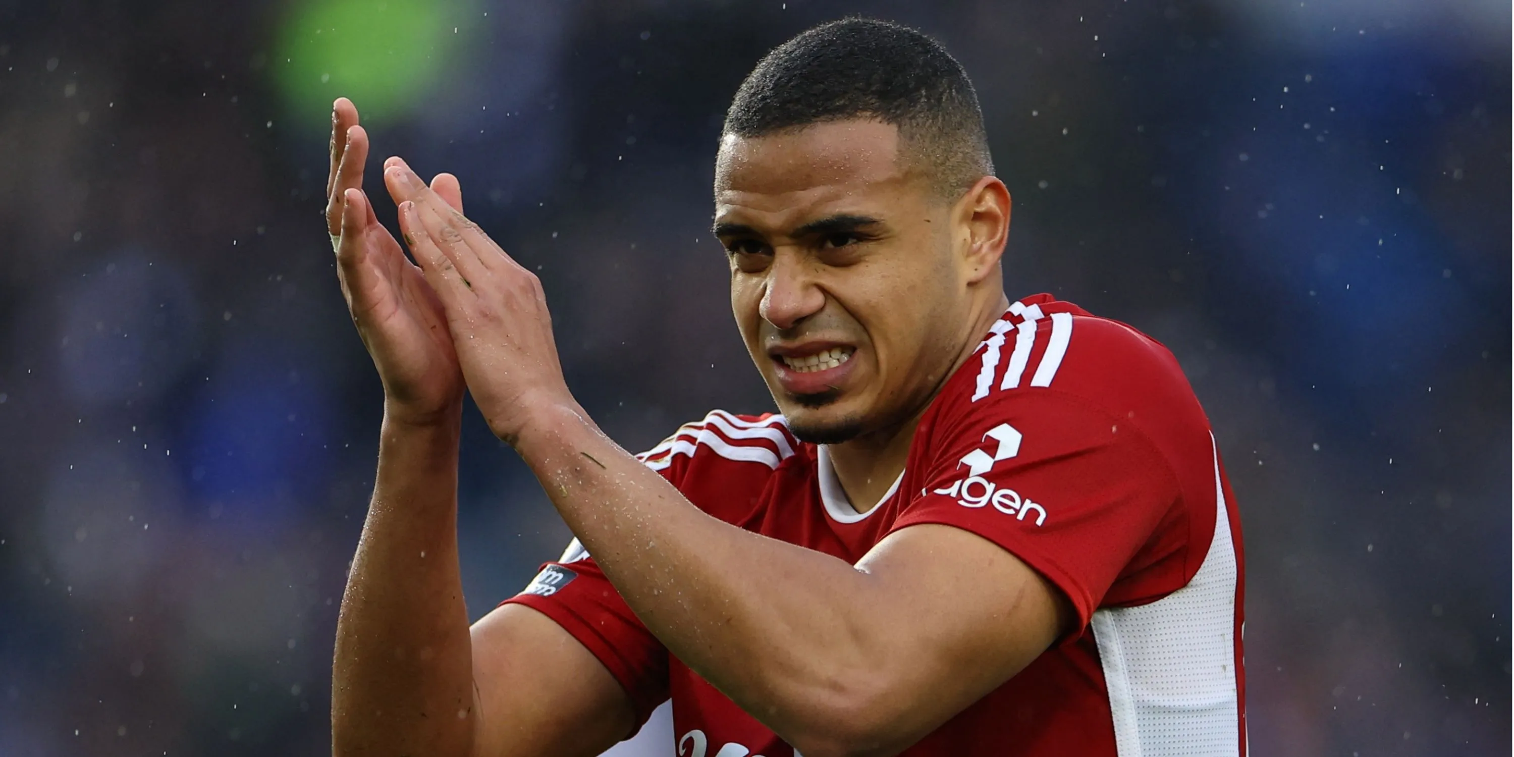 Trung vệ Murillo của Nottingham Forest đang thi đấu.