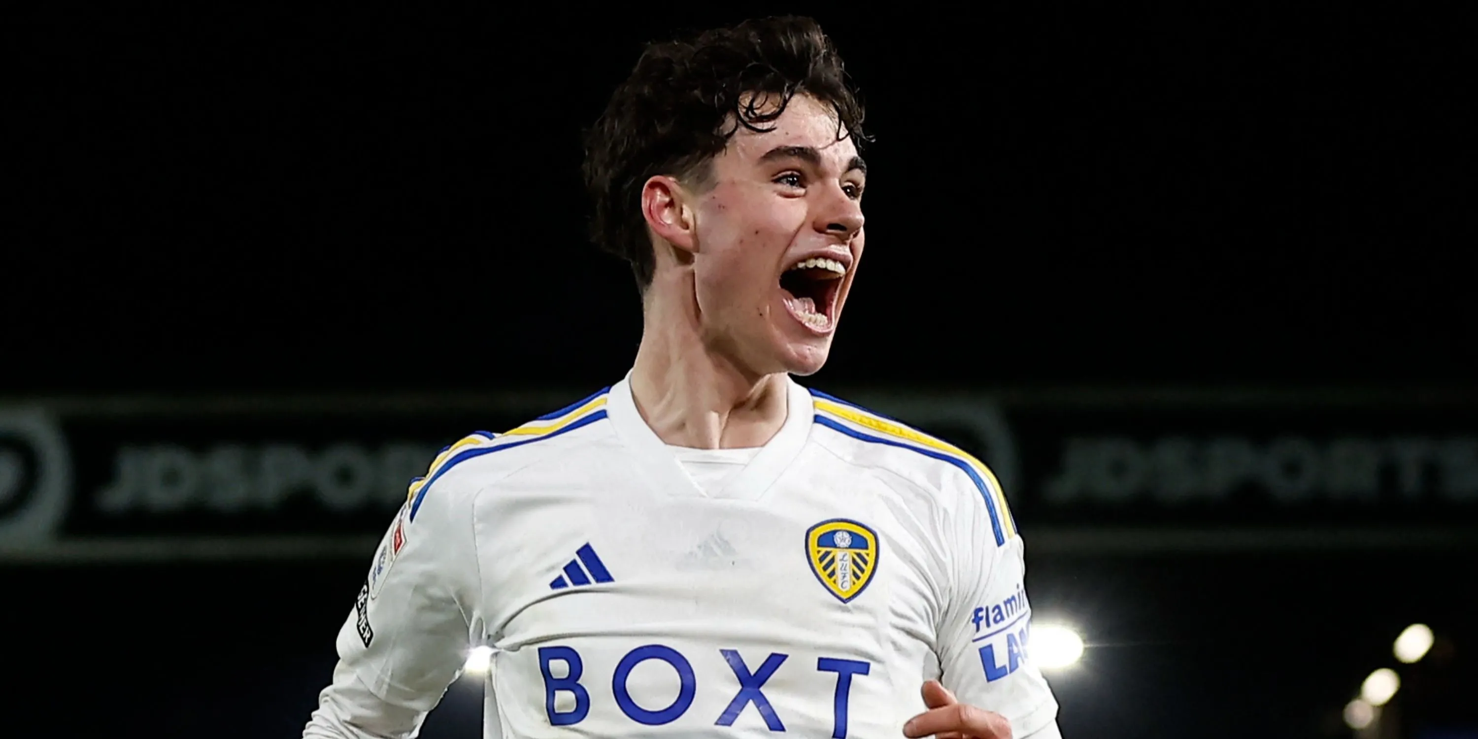 Archie Gray trong màu áo Tottenham đối đầu Leeds tại Premier League