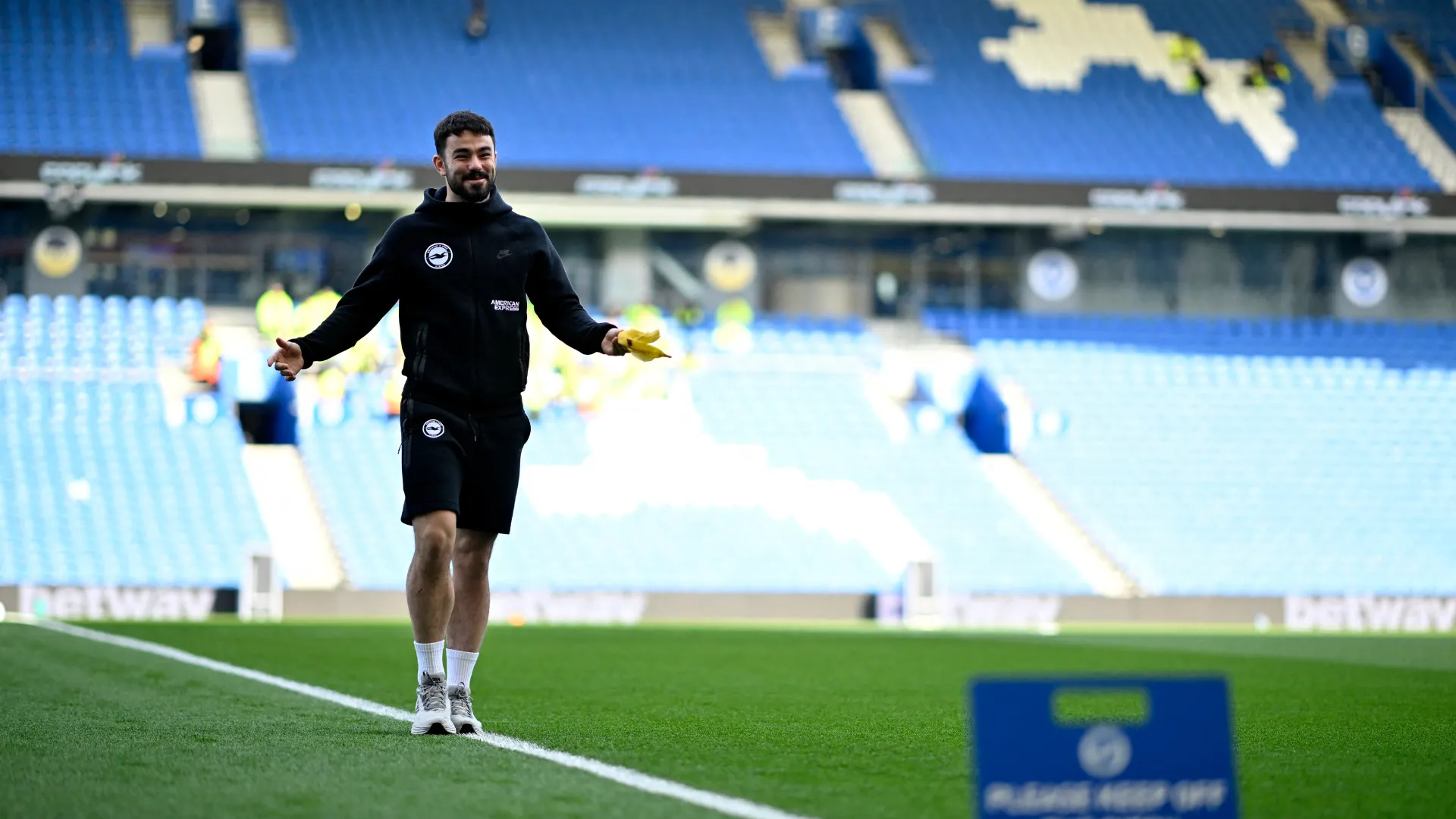 Eiran Cashin, cựu đồng đội của Tom Barkhuizen tại Derby County