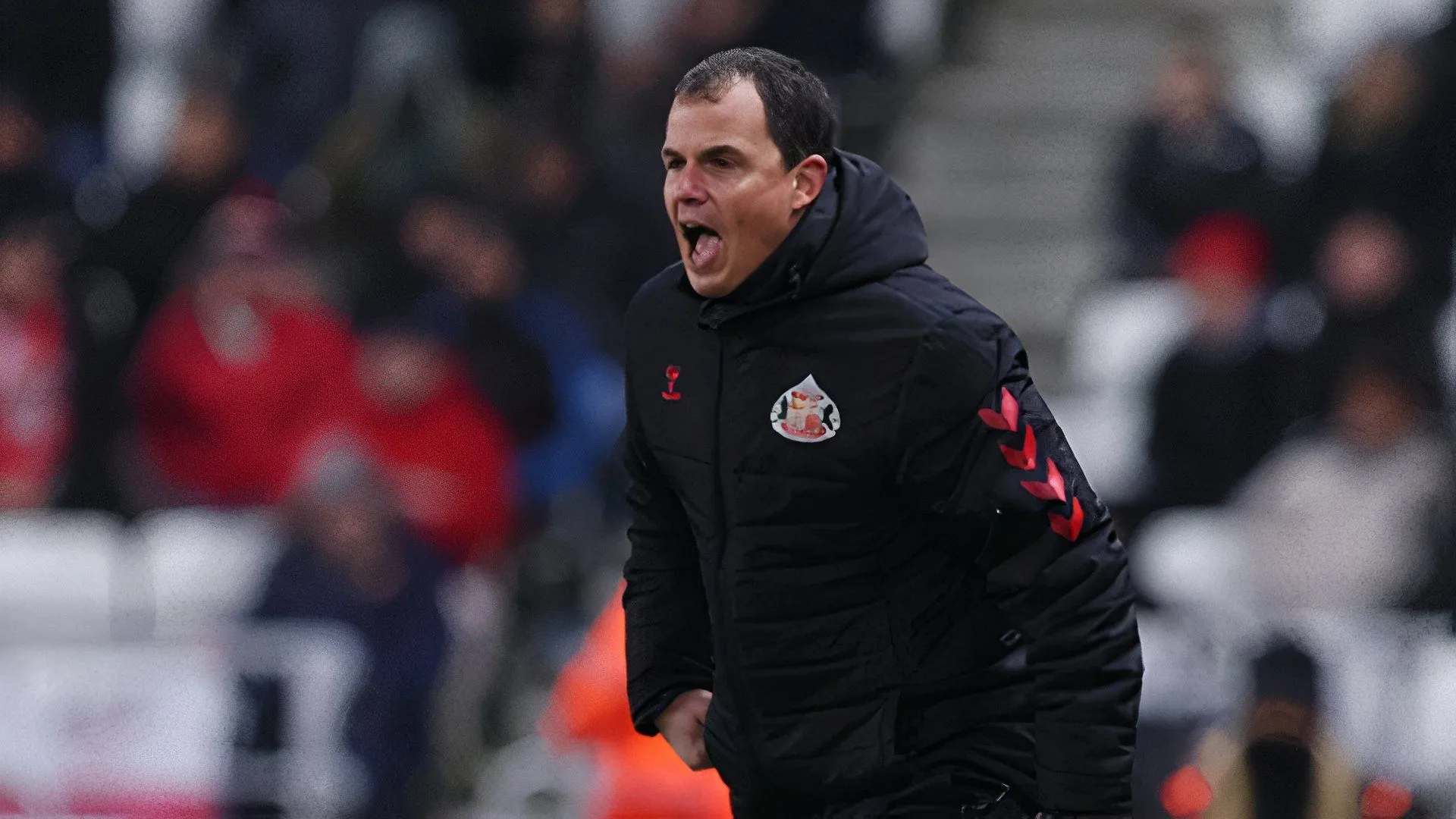 HLV Regis Le Bris có thể được trao thêm cơ hội dẫn dắt Sunderland mùa tới