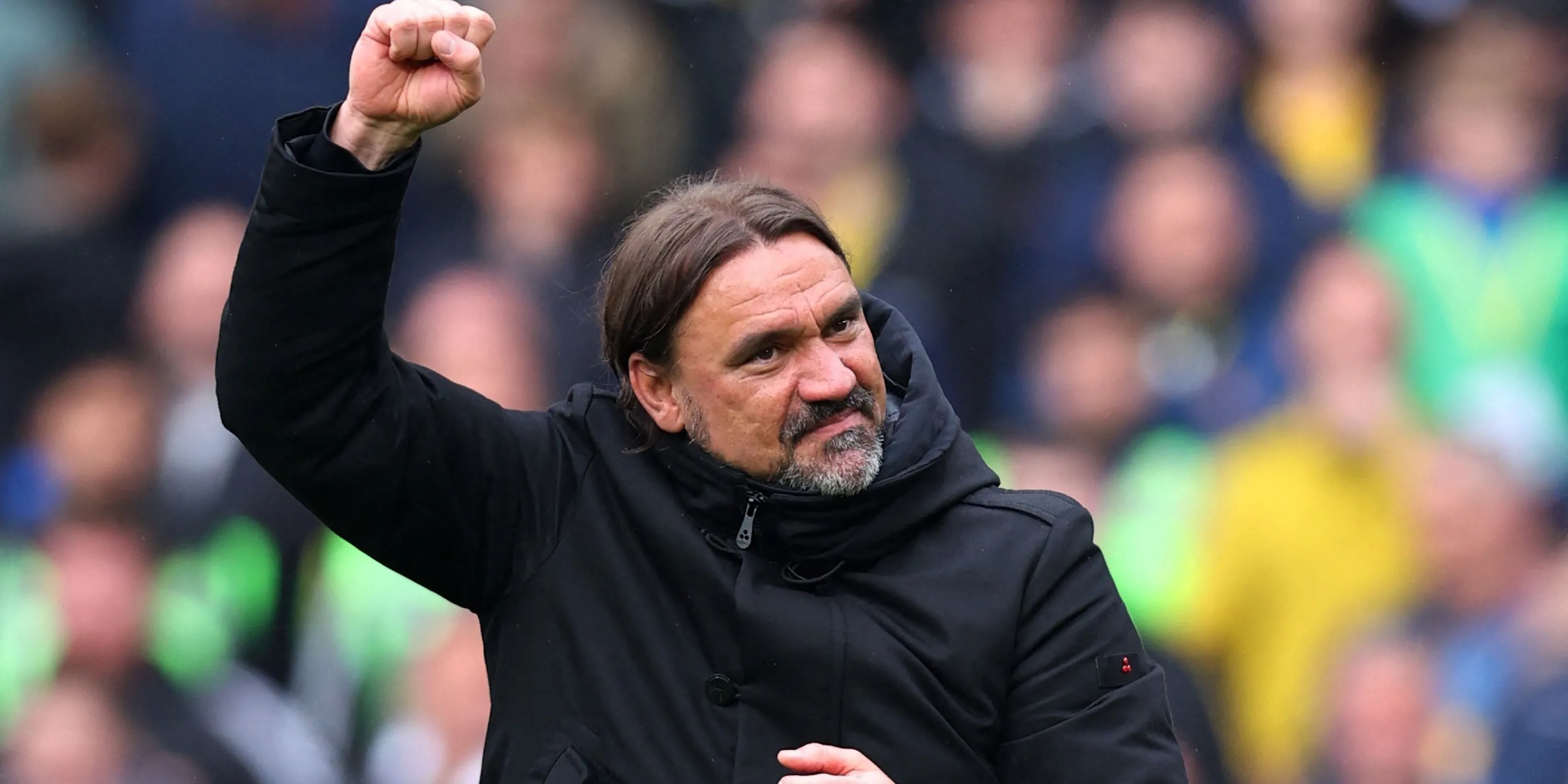 Huấn luyện viên Leeds United Daniel Farke ăn mừng sau trận đấu