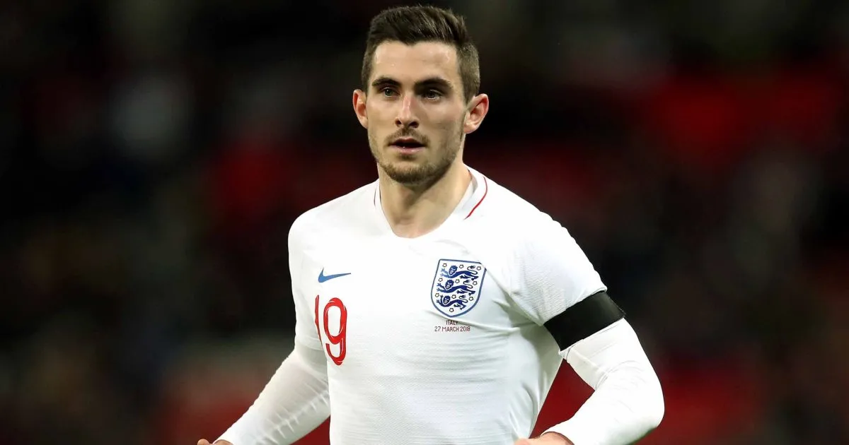 Lewis Cook ra mắt đội tuyển Anh trên sân Wembley