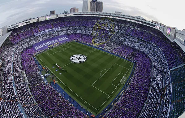 SVĐ Santiago Bernabeu từ bên ngoài
