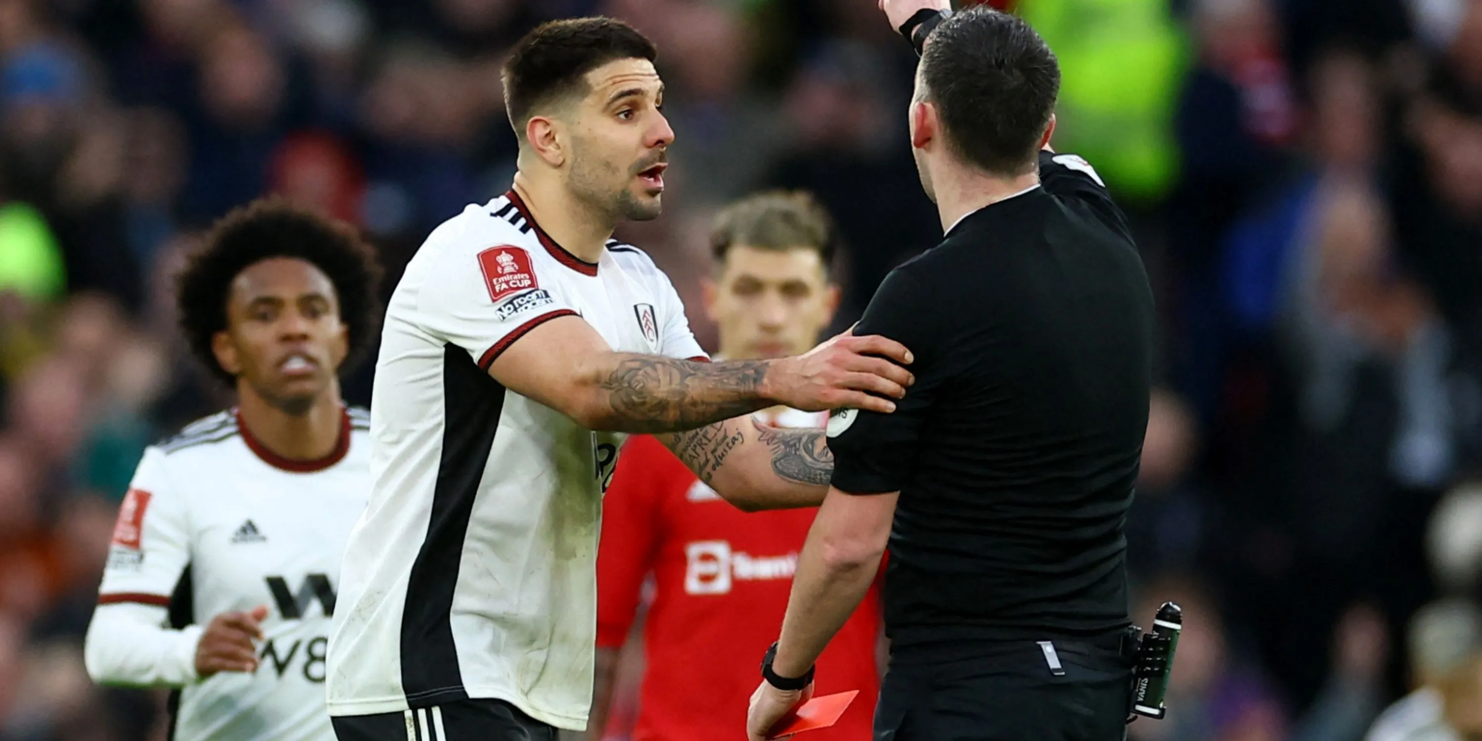 Aleksandar Mitrović in action for Fulham vs Manchester United