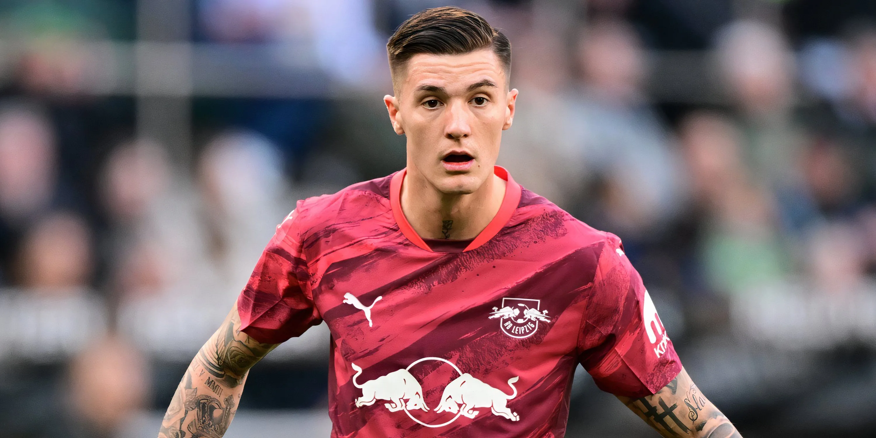 Benjamin Sesko trong màu áo RB Leipzig thi đấu