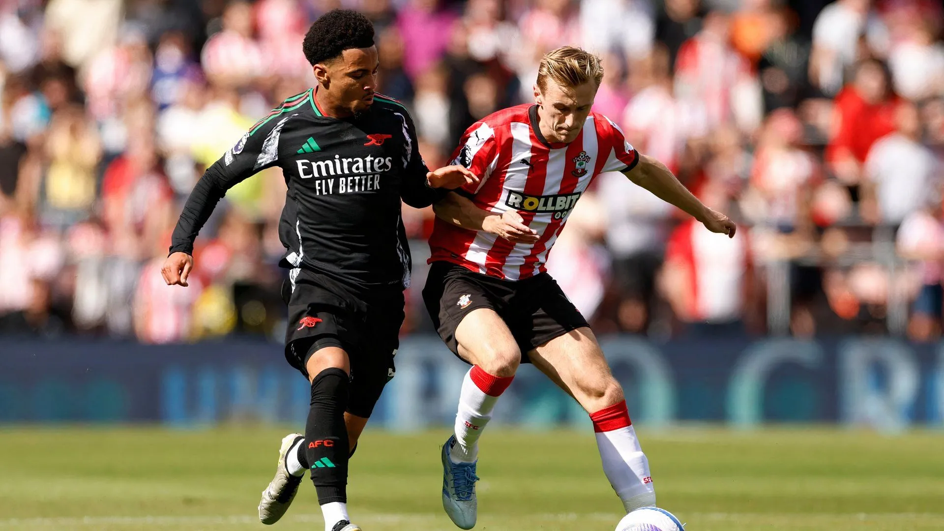 Flynn Downes - cầu thủ được đánh giá cao tại Southampton