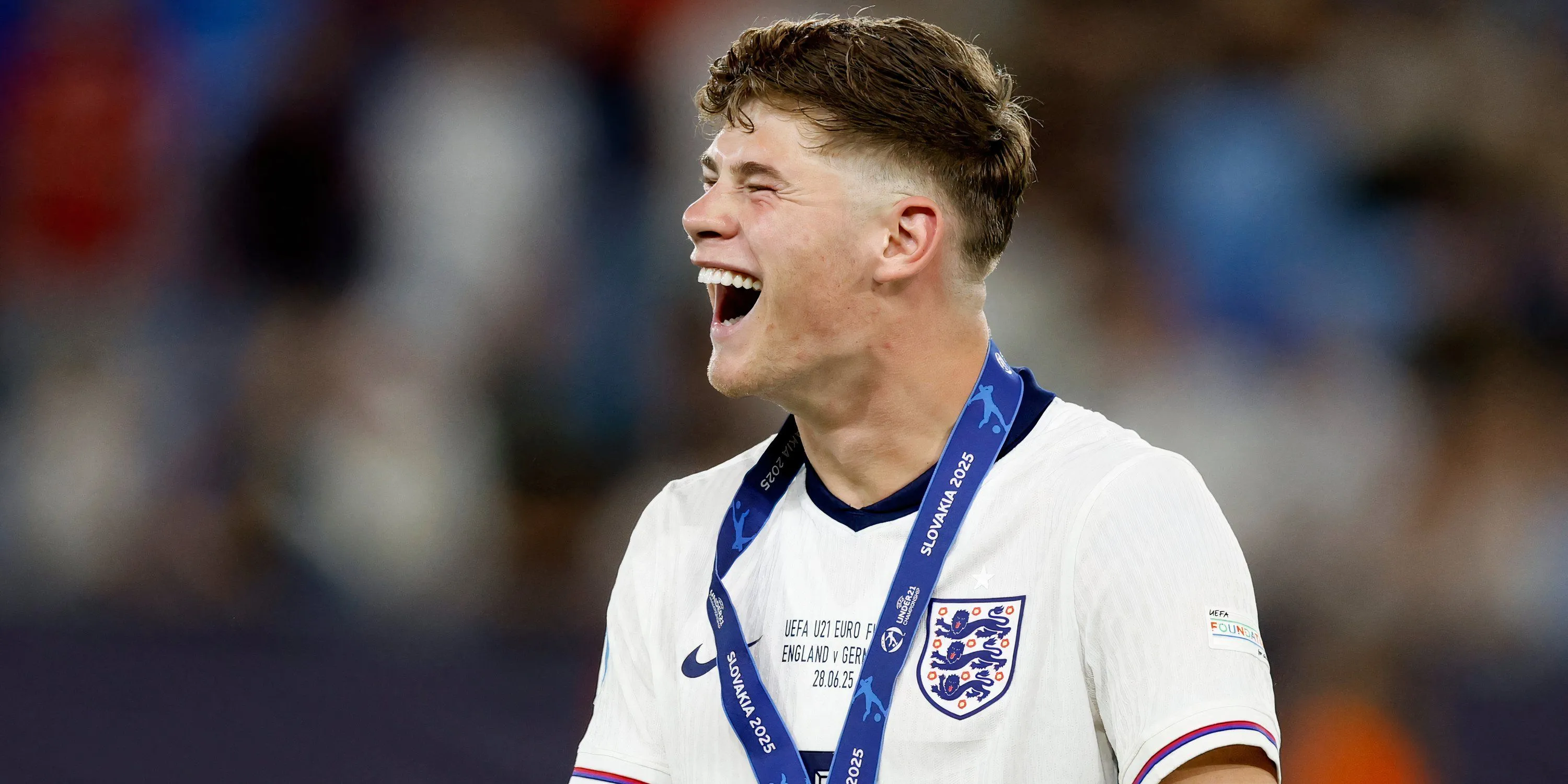 Charlie Cresswell, mục tiêu chuyển nhượng mới của Sunderland
