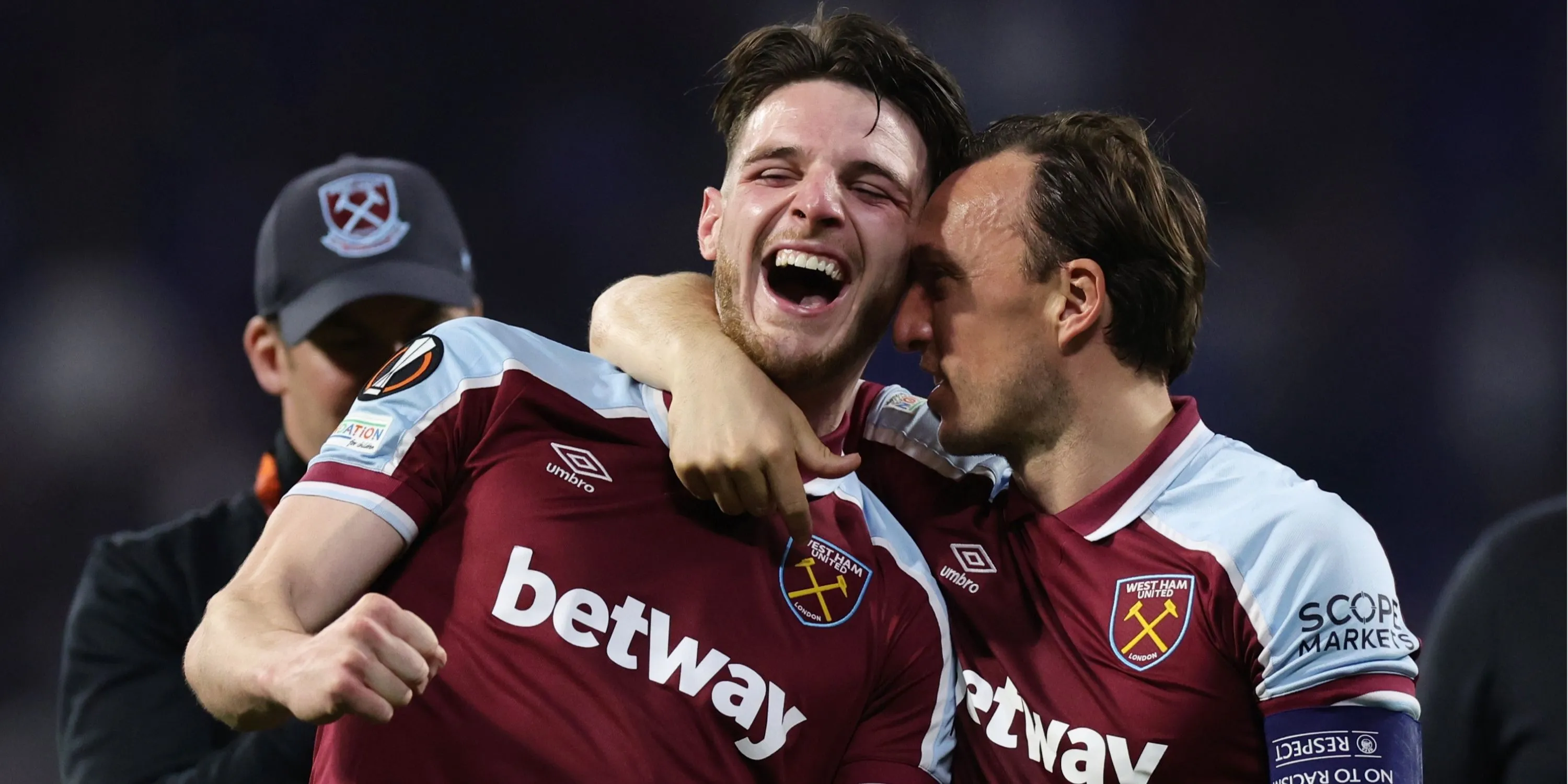 Declan Rice và Dan Chesters trong màu áo West Ham