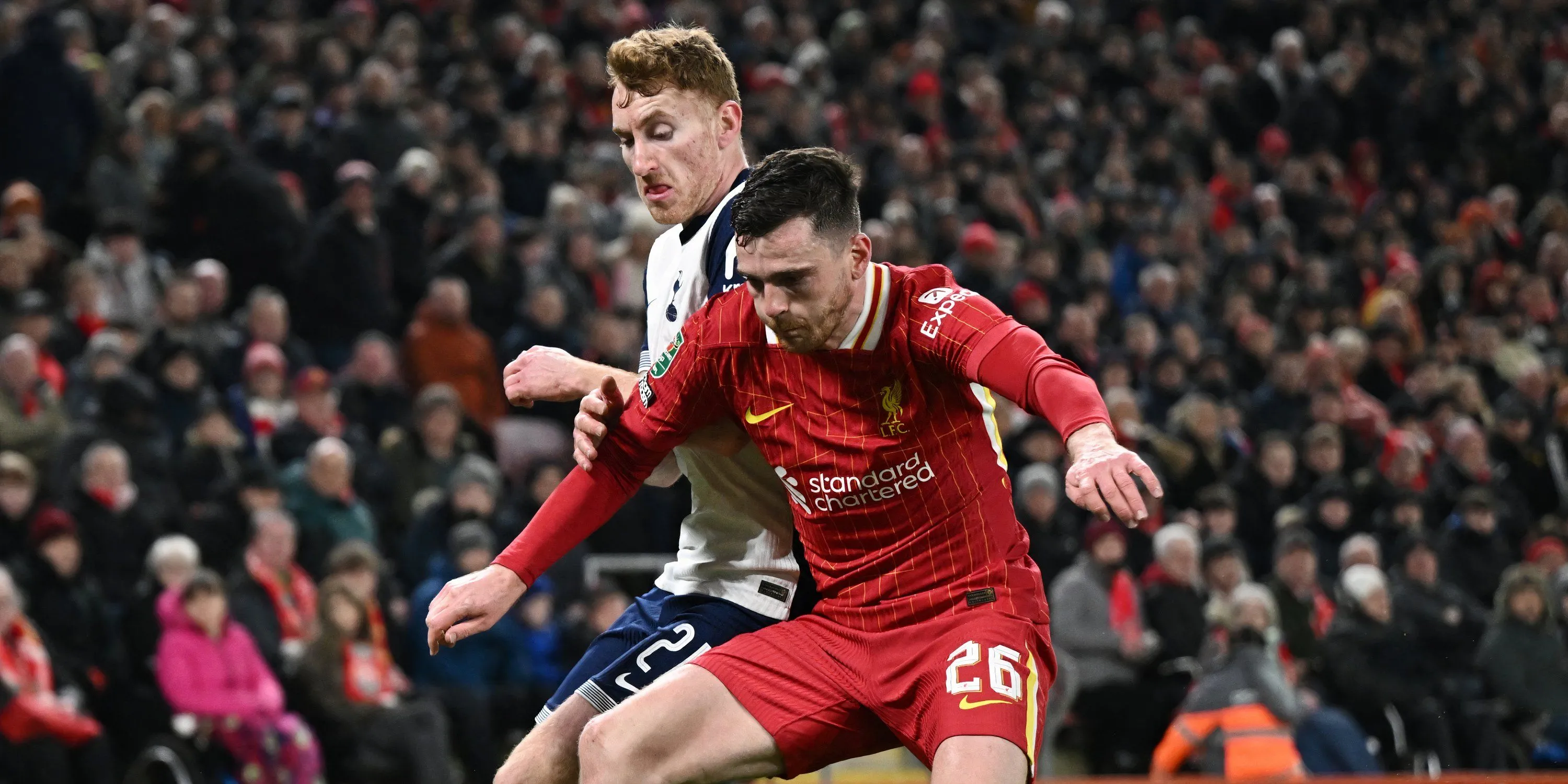 Dejan Kulusevski, tiền vệ tấn công của Tottenham, thể hiện sự nỗ lực trong một trận đấu tại Premier League