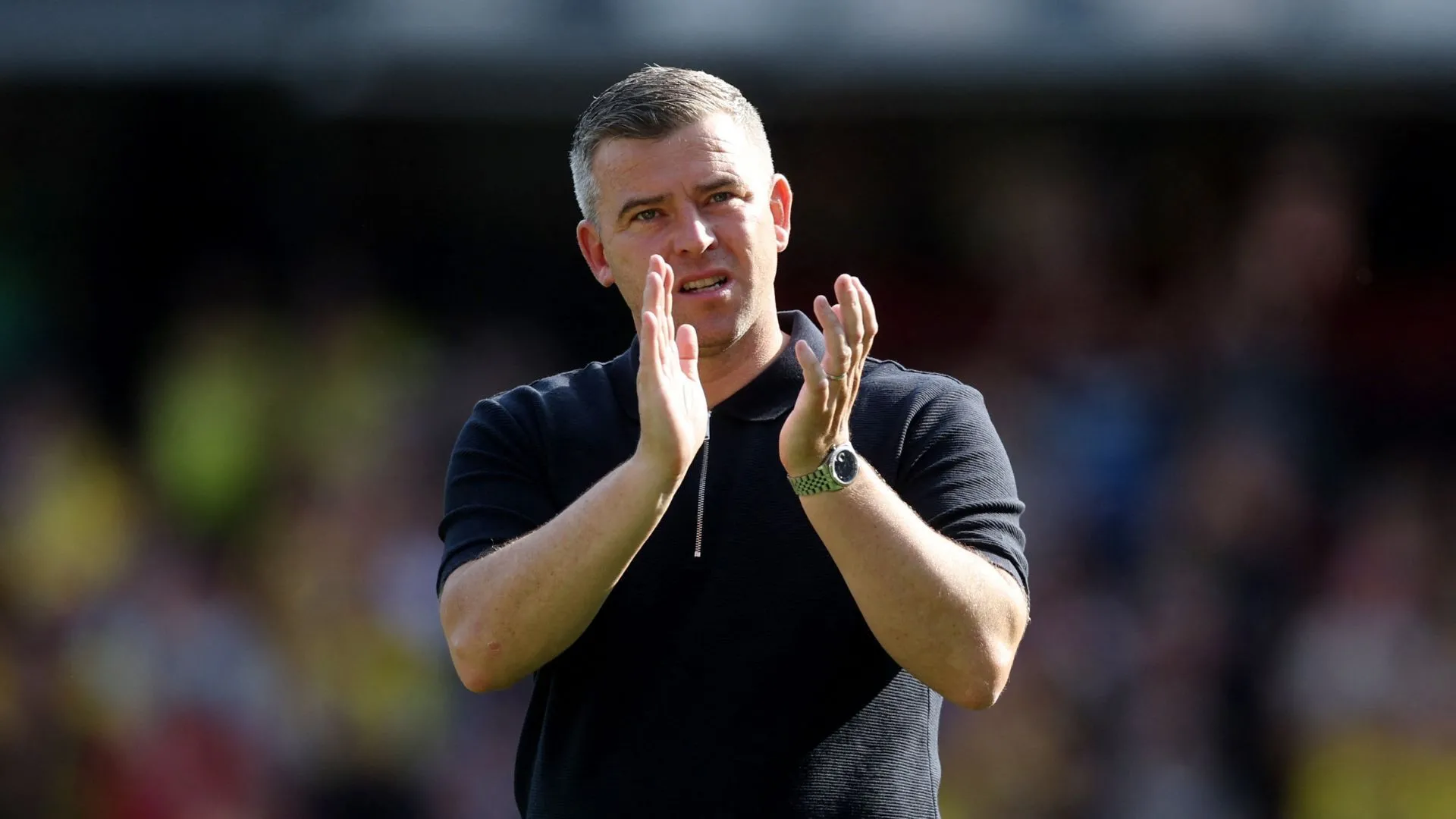 HLV Steven Schumacher của Bolton Wanderers đang tìm kiếm tiền đạo phù hợp