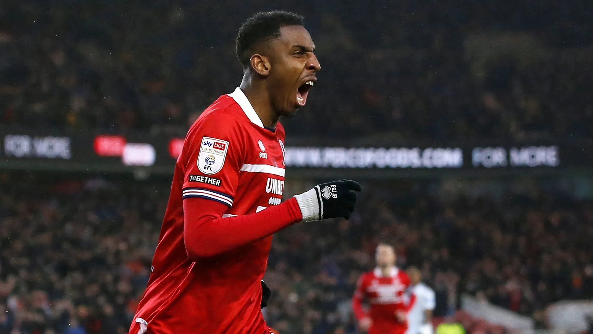 Isaiah Jones, cầu thủ trẻ thành công từ giải bán chuyên của Middlesbrough