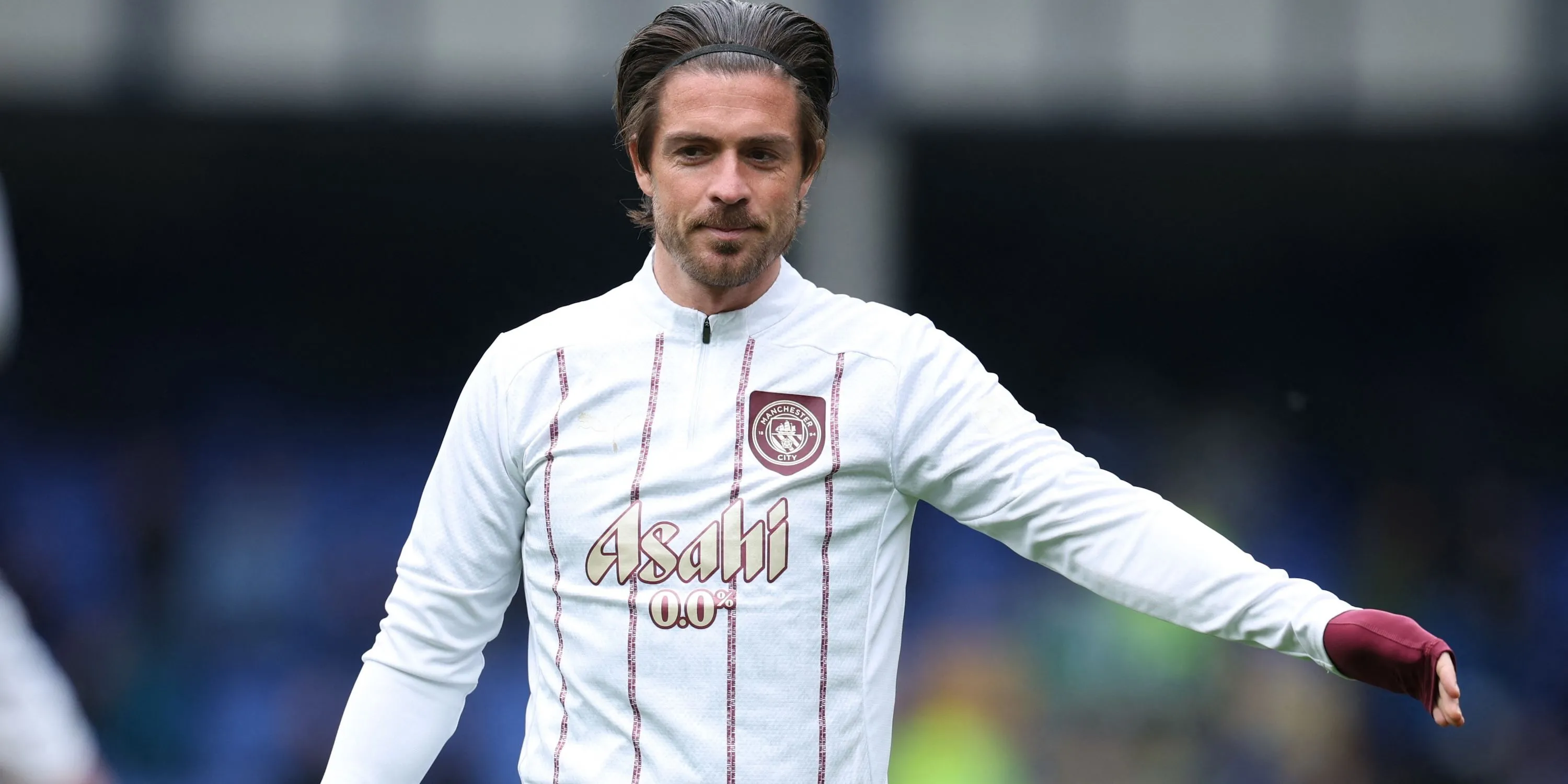 Jack Grealish của Manchester City khởi động