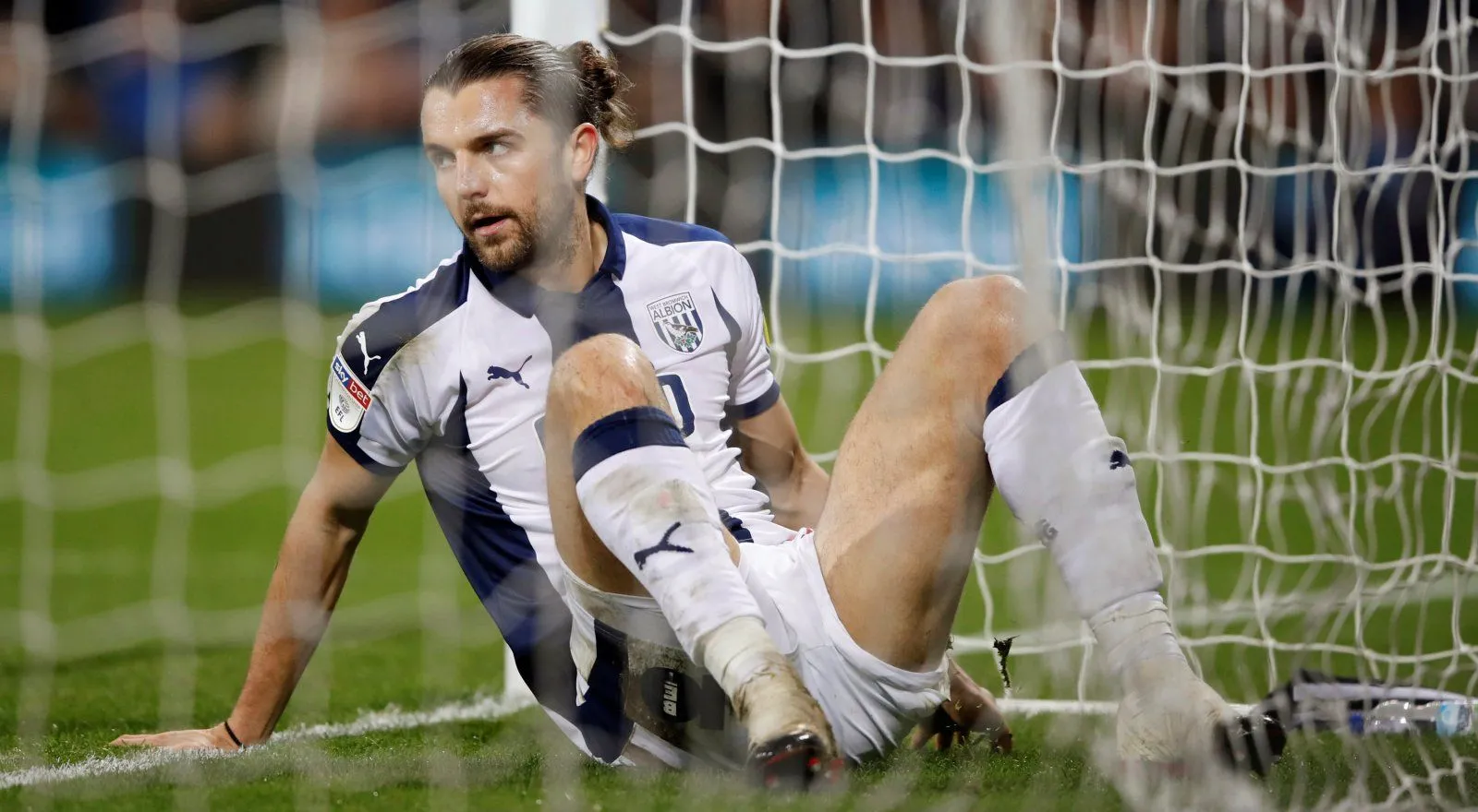 Jay Rodriguez thi đấu cho West Brom trong mùa giải 2017/18 đầy thử thách