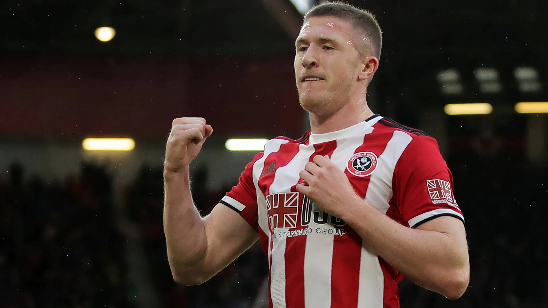 John Lundstram, mục tiêu chuyển nhượng của Hull City, trong màu áo các câu lạc bộ cũ.