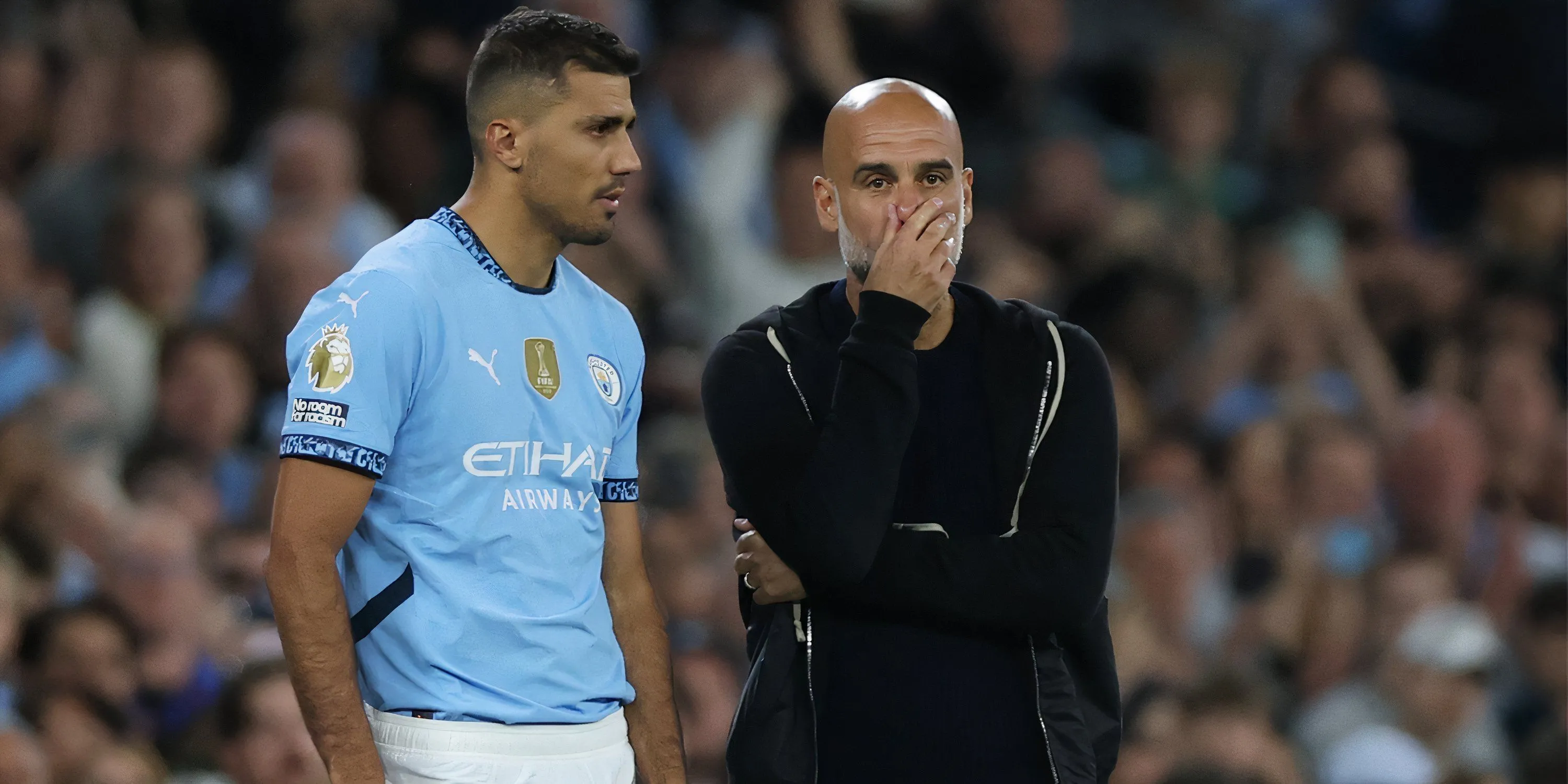 Rodri thi đấu dưới sự chỉ đạo của Pep Guardiola tại Manchester City, biểu tượng của sự ổn định ở tuyến giữa.
