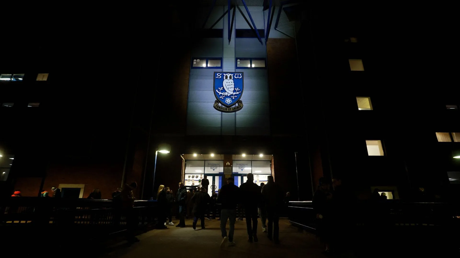 Sân vận động Hillsborough của Sheffield Wednesday, nơi CLB đang đối mặt với nhiều khó khăn tài chính và chuyển nhượng trong mùa hè