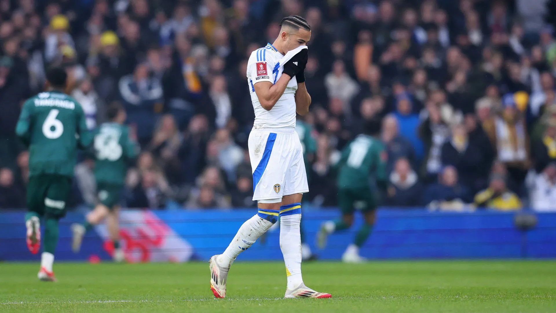Tiền đạo Mateo Joseph trong màu áo Leeds United thể hiện khát khao ra đi để tìm kiếm thử thách mới.