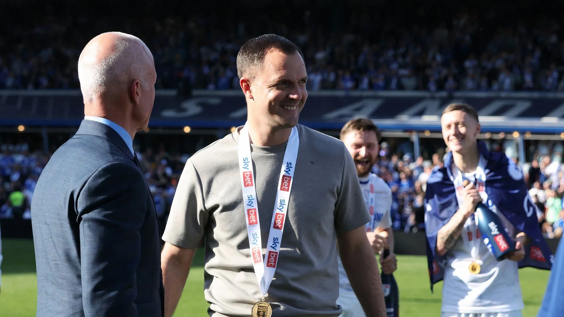 Giám đốc kỹ thuật Chris Davies và đồng sở hữu Tom Wagner đại diện cho quá trình tái thiết của Birmingham City.