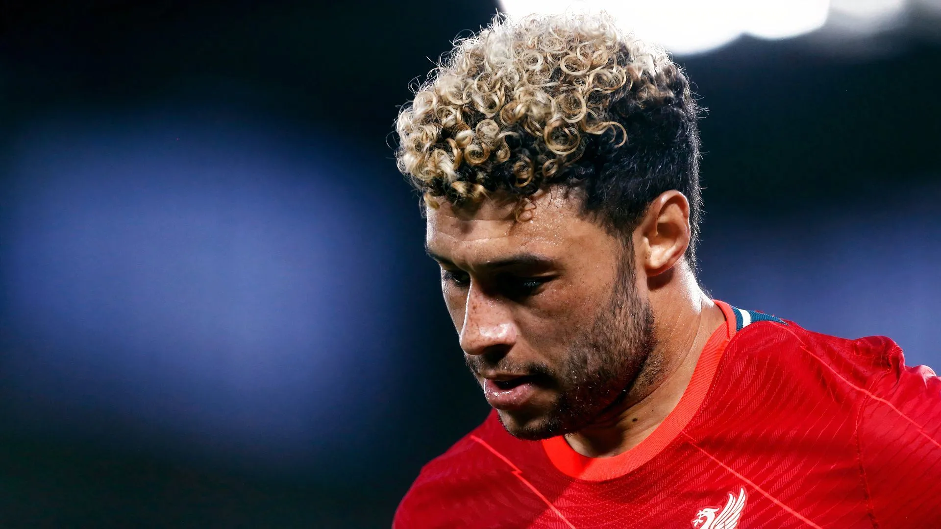 Alex Oxlade-Chamberlain tiền vệ tấn công đa năng, kinh nghiệm Premier League và Champions League