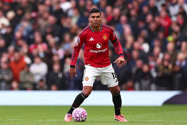 Casemiro mang lại sự ổn định cho hàng thủ Man United, tạo nền tảng cho tuyến giữa và hậu vệ.