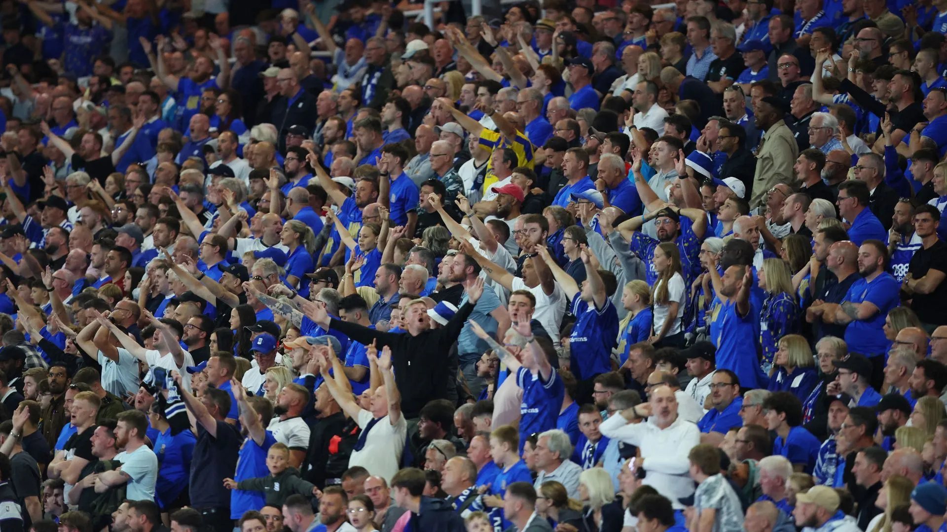 Cổ động viên Birmingham City và tầm nhìn kết nối câu lạc bộ với di sản công nghiệp Birmingham