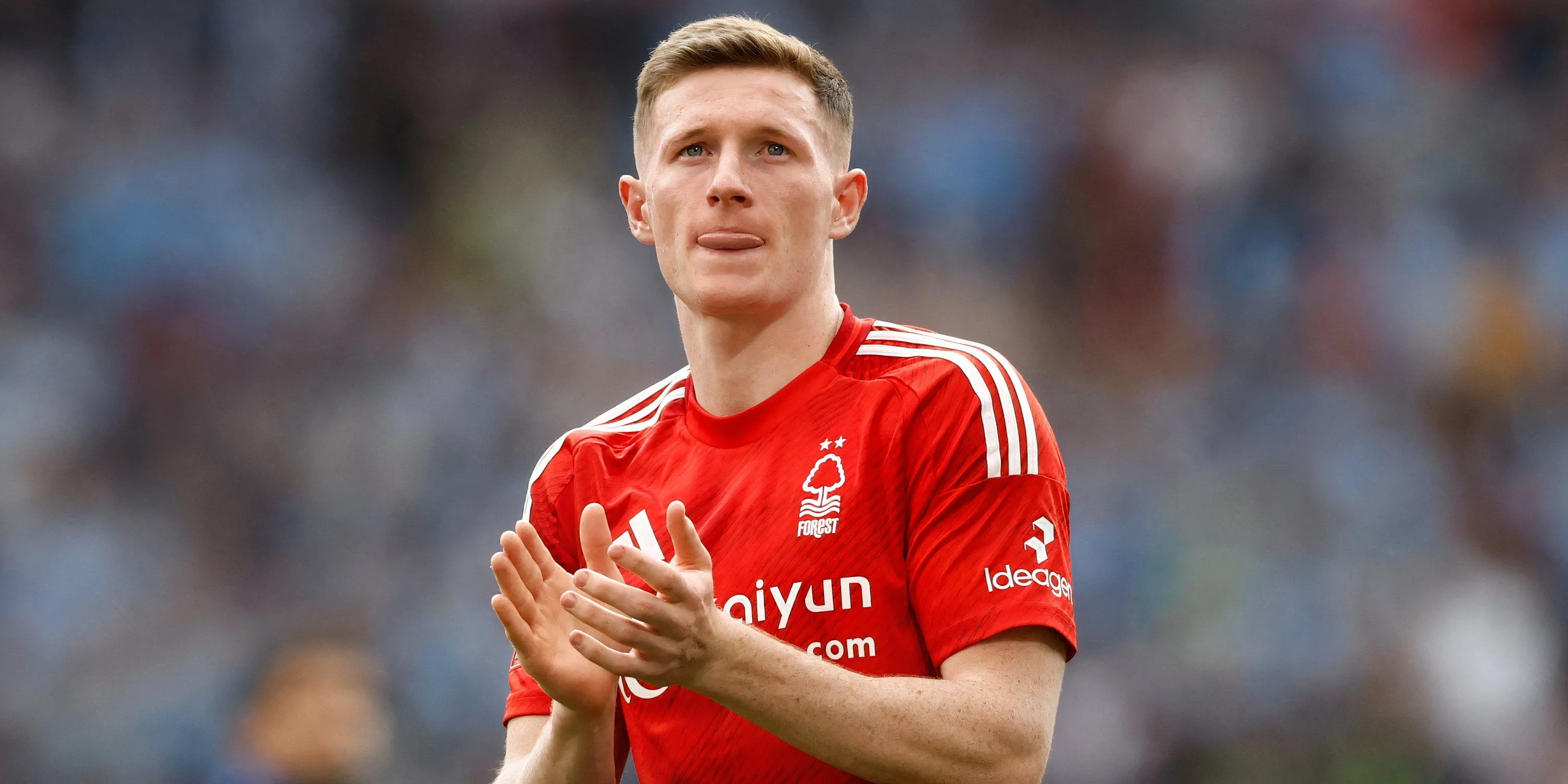 Elliot Anderson trong màu áo Nottingham Forest, mục tiêu chuyển nhượng được các CLB lớn để ý
