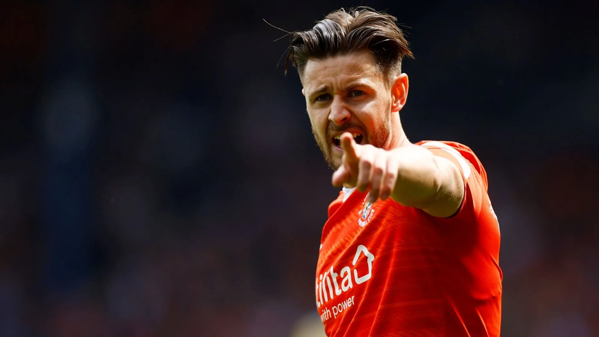 Harry Cornick trong màu áo Luton Town giai đoạn trước đây