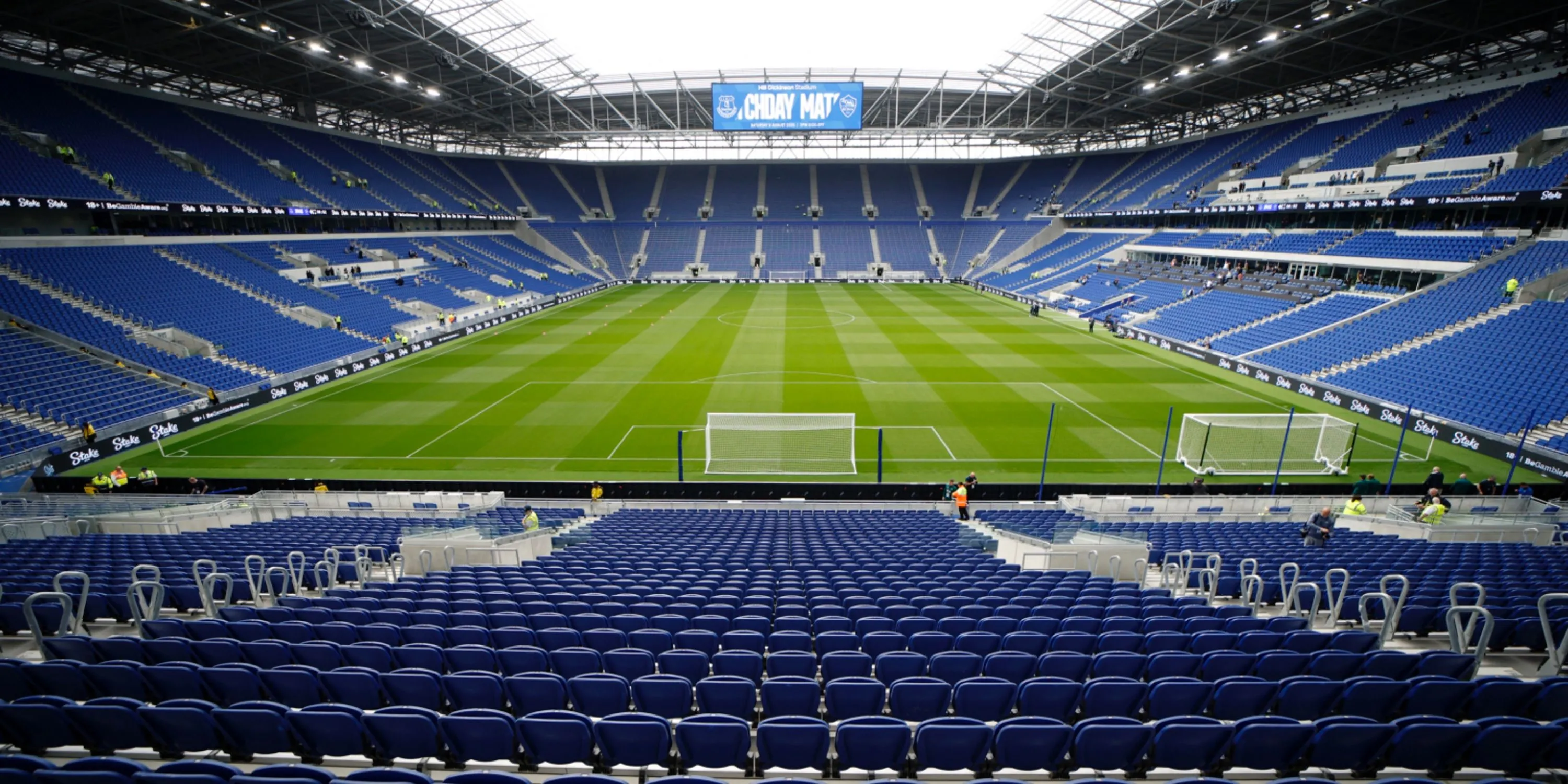 Hill Dickinson Stadium - sân nhà mới của Everton với hàng ghế khán giả lấp kín