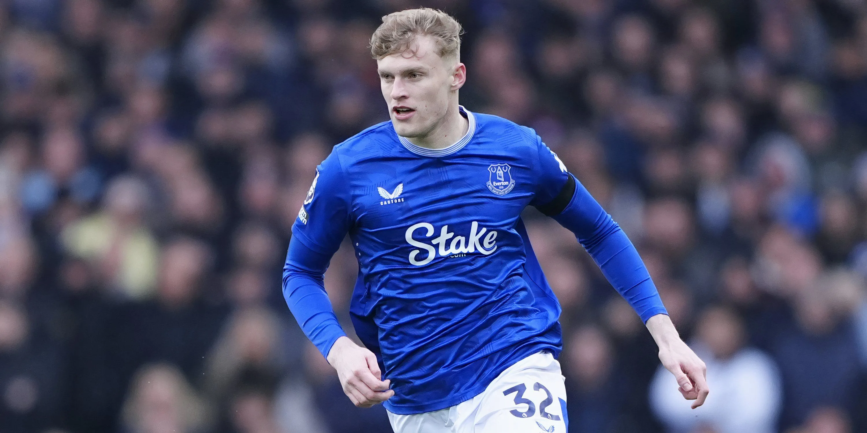 Jarrad Branthwaite Everton luyện tập sau chấn thương đùi - cập nhật