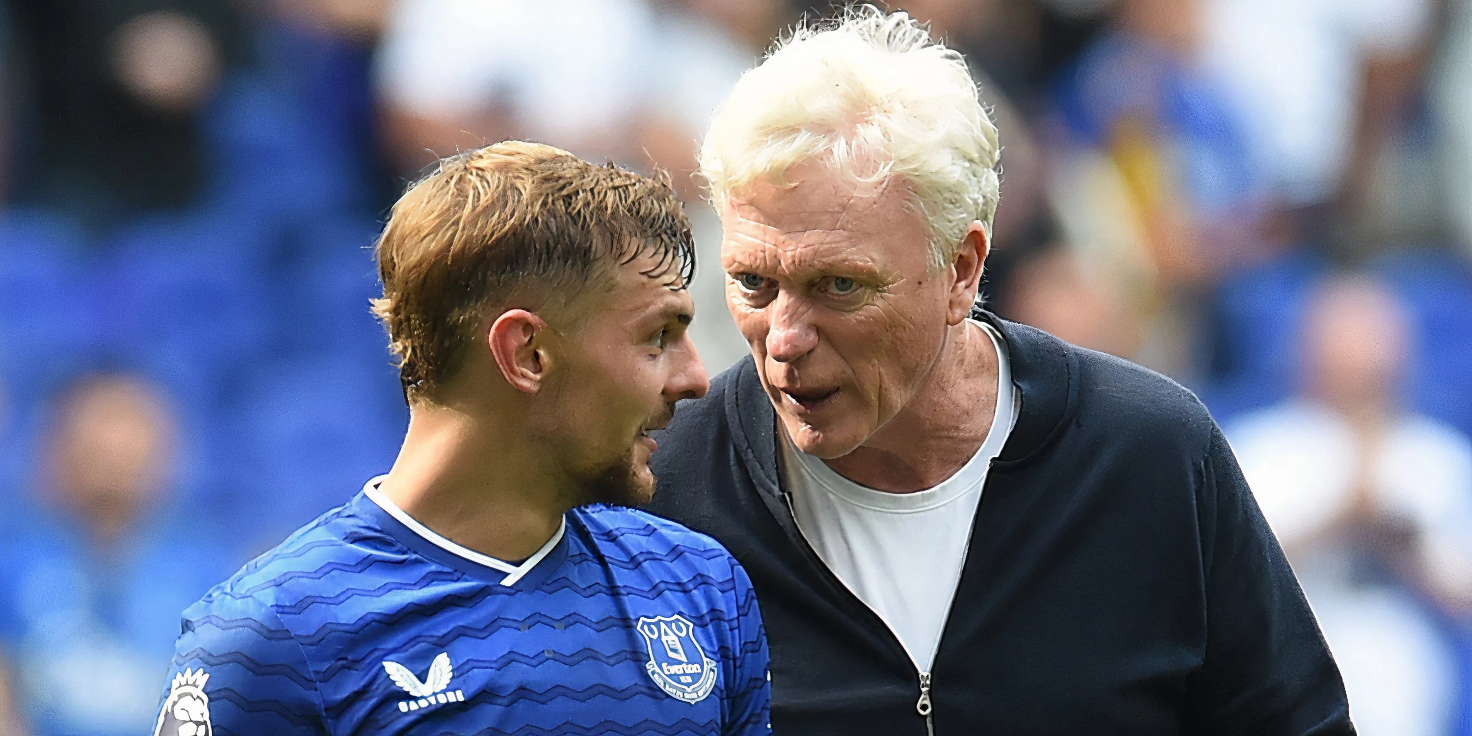 Kiernan Dewsbury-Hall trong màu áo Everton, mẫu tiền vệ trung tâm kết nối và phát triển bóng