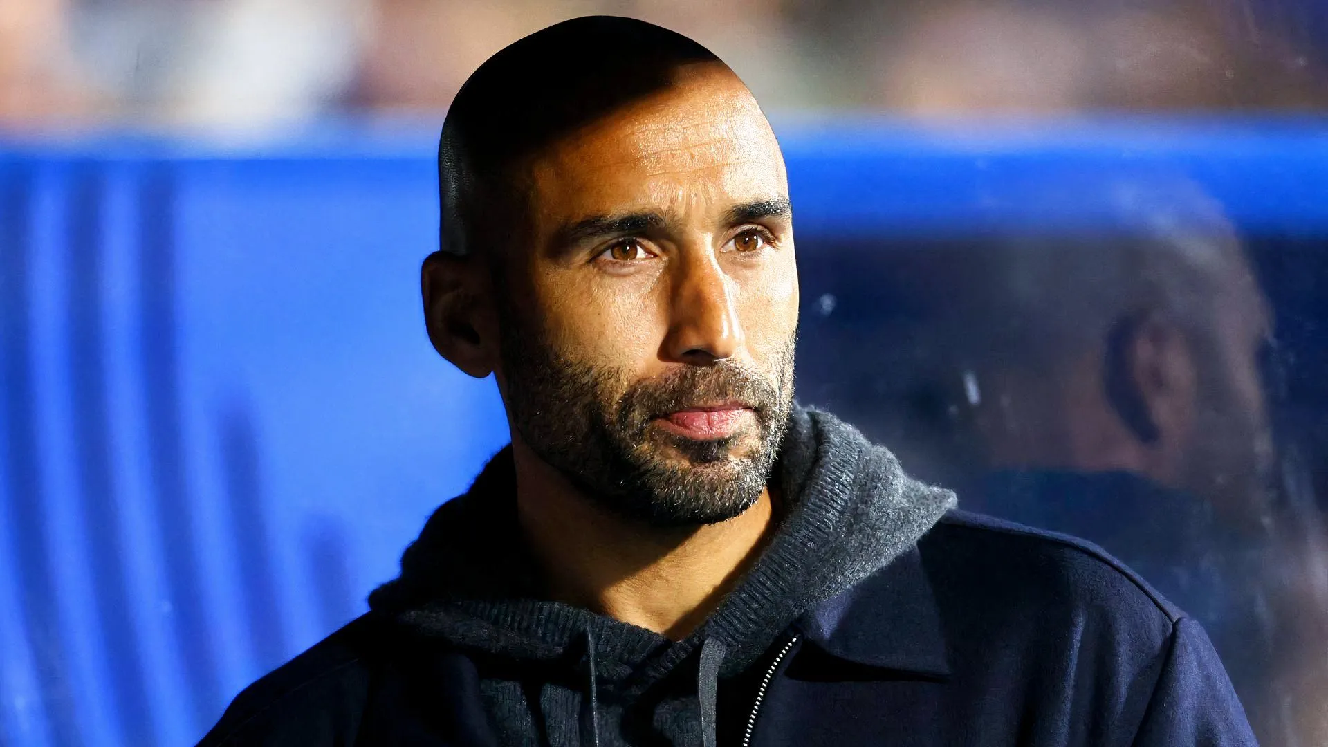 Lee Grant trên đường biên sân cỏ, HLV Huddersfield trong thời điểm chịu sức ép sau chuỗi kết quả kém