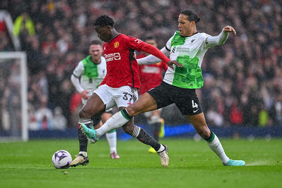 Liverpool Châm Đích Đánh Bại Man Utd Tại Anfield