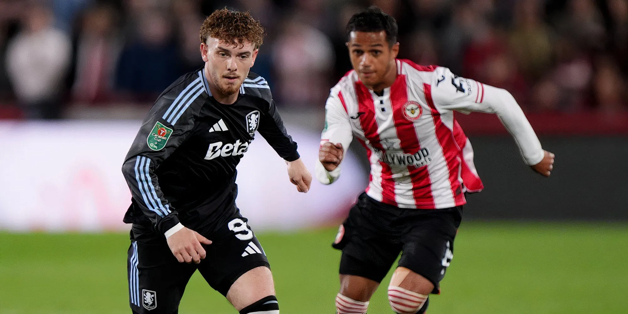 Nathan Collins của Brentford đã nhận 3 thẻ vàng và nằm trong nhóm nguy cơ bị treo giò