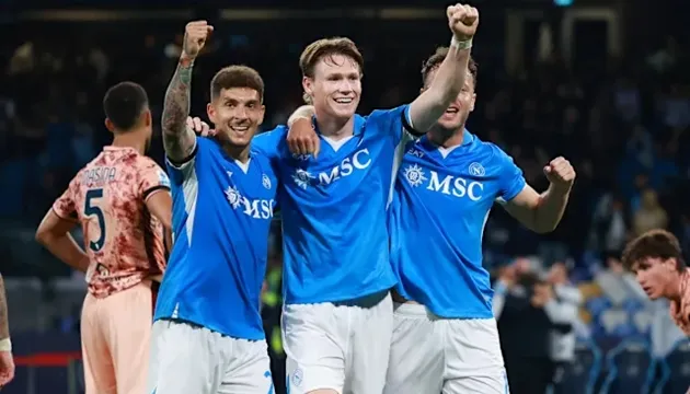 Scott McTominay trong màu áo Napoli, vai trò trụ cột tuyến giữa và triển khai bóng