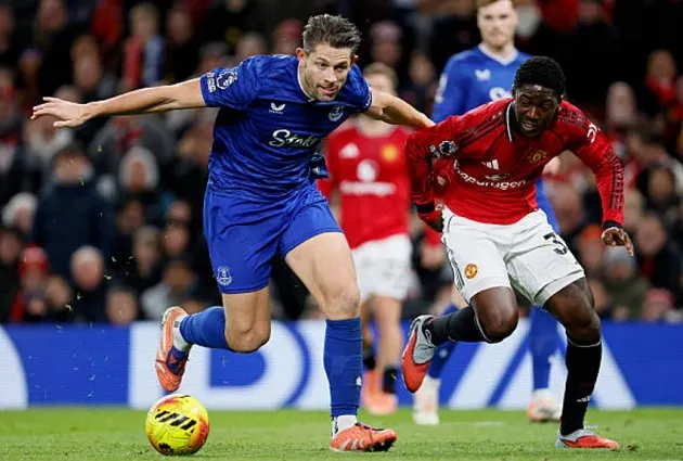 Kobbie Mainoo – 6/10 điểm: Đá tròn vai và giúp tuyến giữa có thêm phương án lên bóng