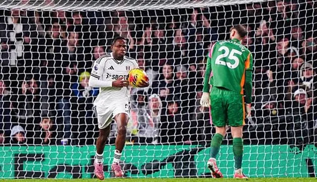 Những nỗ lực của Fulham trong hiệp hai là không đủ.